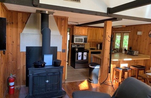 Bridgton Ski Chalet | Cozy 3-bedroom chalet in lovely Bridgton 1/4 mile from pleasant mountain Skiing