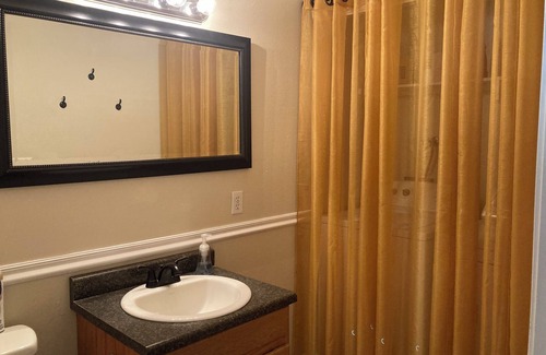 Chula Vista Condo | Cozy 3-bedroom condo with AC, WiFi, Fireplace, on site parking in Chula Vista