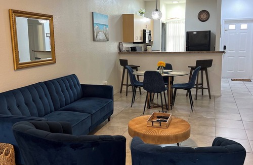 Fedhaven Condo | Cozy 3-bedroom condo in adorable Poinciana with WiFi, fitness, pools and more!