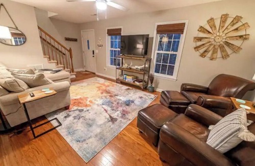 Mount Gilead House | Cozy 3 bedroom cottage on beautiful Lake Tillery!
