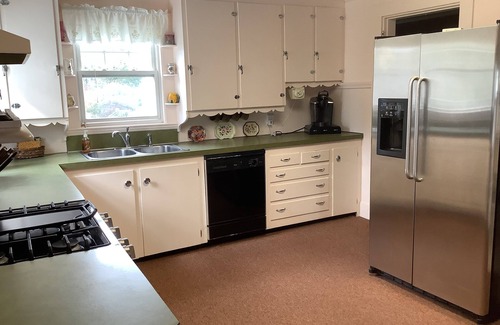 Westbrook House | Cozy 3 Bedroom Farmhouse Master bedroom w/private Bath