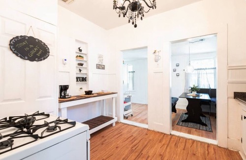 Jefferson House | Cozy 3-bedroom home near Woodlawn Lake & Downtown San Antonio