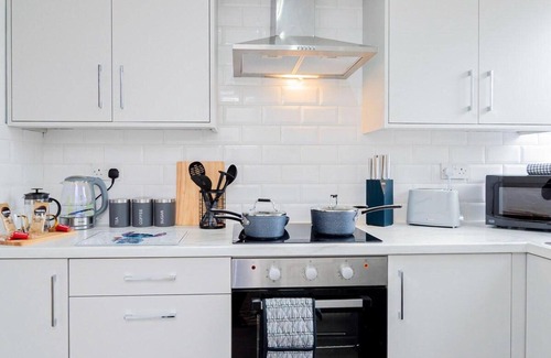 Bloxwich House | Cozy 3-bedroom House in Birmingham