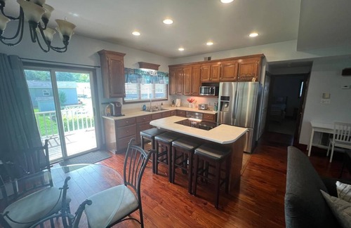 Foley House | Cozy 3-Bedroom House in Charming Foley with AC and WiFi