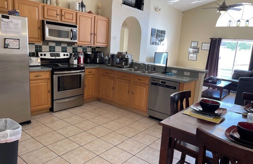 Eagle Pointe South House | Cozy 3-bedroom house in nice Kissimmee with AC, WiFi