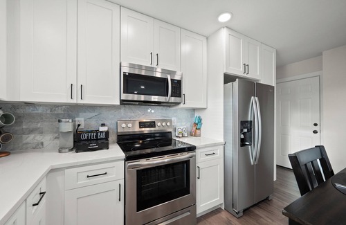 Northglenn House | Cozy 3-bedroom House 15 min from Denver Downtown in Quiet Northglenn.