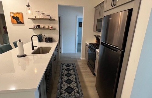 Lincoln Ski Chalet | Cozy 3-bedroom new construction condo in Lincoln minutes from Loon Mountain.