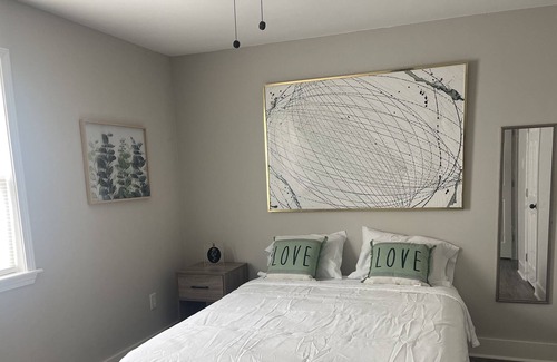 Kenner - Louis Armstrong International Airport House | Cozy 3 bedroom townhome/3 minute from the airport