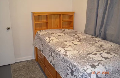 New Martinsville House | Cozy 3-bedroom house in quite neighborhood.