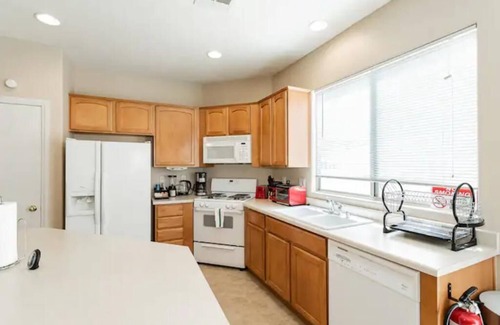 North Las Vegas House | cozy 3 bedroom house