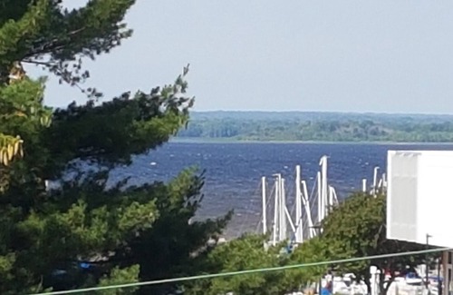 District d'Aylmer House | Cozy 3 bedrooms apartment view to Ottawa river