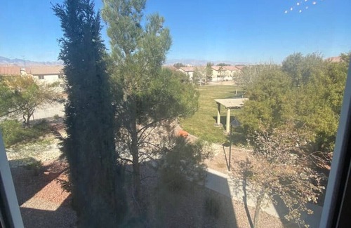 Henderson House | Cozy 3 Beds 2.5 Bath Home Near Las Vegas Strip!