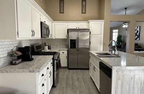 Orchards House | Cozy 3B/2 bath - Newly remodeled home