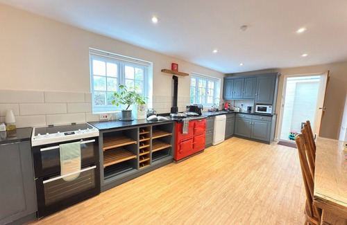 New Forest District Cottage | Cozy 3bed New Forest Cottage-Nearby Paultons Park-Peppa Pig World-Fully equipped