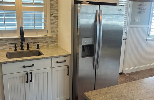 South End Condo | Cozy 3BR/2BA Condo – 5 Minute Walk to Beach & Boardwalk