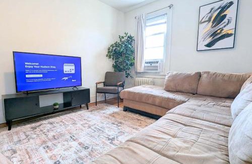 North Ironbound House | Cozy 3BR 2BA - 7Min to EWR & 20-40Min to NYC
