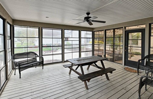 Bethany Beach Cottage | Cozy 4 bed Beach Cottage near Bethany Beach! Wifi Available, Beach Town, Trolley, Shopping and more!