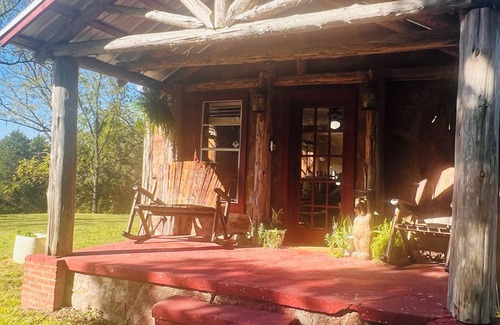 Harriet Cabin | Cozy 4-bedroom cabin with AC, WiFi in peaceful Harriet