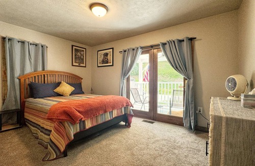 Mize Other | Cozy 4-bedroom farmhouse located in the Foothills of the Appalachian Mountains!