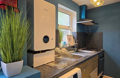 Ferndale House | Cozy 4 Bedroom House in the Heart of Brixton