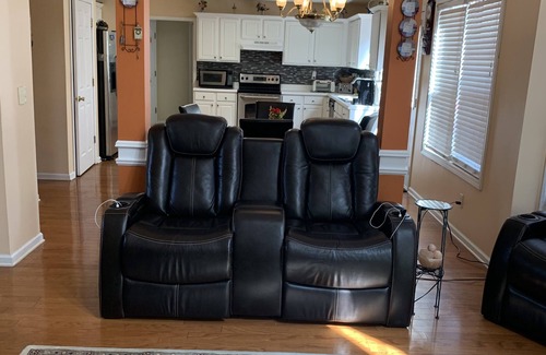 Grayson House | Cozy 4-bedroom house in beautiful Grayson with AC, WiFi