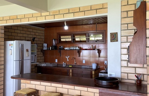Morrinhos House | Cozy 4 bedroom townhouse on the beach