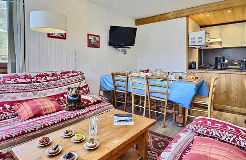 Le Lavachet Apartment | Cozy 4-Room Apartment for 8 in Tignes, Near Ski Lifts & Shops, Stunning Mountain Views