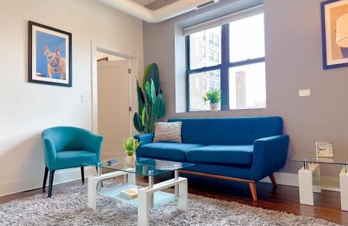 Near South Side Apartment | Cozy 420-Friendly 3BR City Retreat Near McCormick Place, Grant Park and Soldier Field