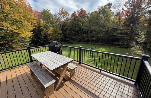 Stratton House | Cozy 4Bdrm Home Conveniently Located Between Stratton and Mount Snow with WiFi!