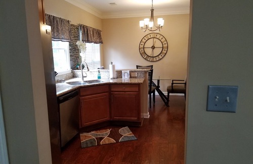 Summerhill House | Cozy 5 Bdrm Getaway In Summerhill Next To Grant Park And Georgia State