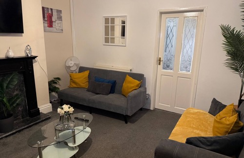 Accrington House | Cozy Accrington Retreat