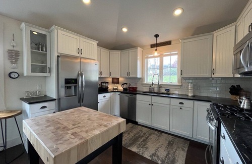 Lincolnville House | Cozy Adirondack Getaway w/Lodge-Style Lower Level