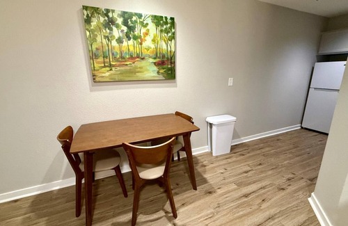 South Central Omaha Apartment | Cozy Aksarben Living-close to I-80 & WFH desk