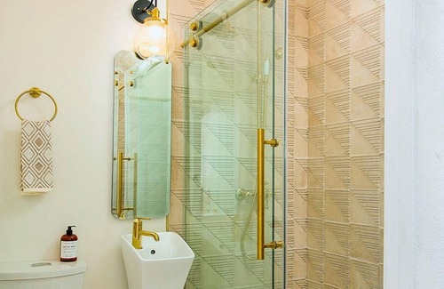 Rampart Village Apartment | Cozy and Bright Studio Ideal for Couples!