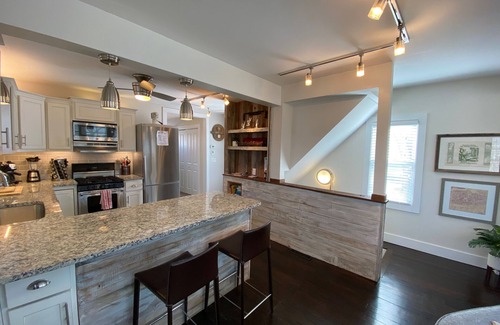 Spring Lake House | Cozy and Clean Designer Retreat Home in Spring Lake - Welcome to Esther House