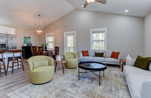 Weaverville House | Cozy and Clean, Pet and Family-Friendly Gem; Minutes to Asheville