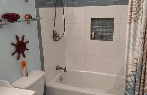 Tucker House | Cozy and comfortable home away from home