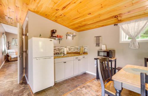 Blairsville Apartment | Cozy and Convenient Blairsville Cabin with Deck!