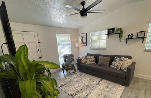 Orient Park House | Cozy and Convenient in the City