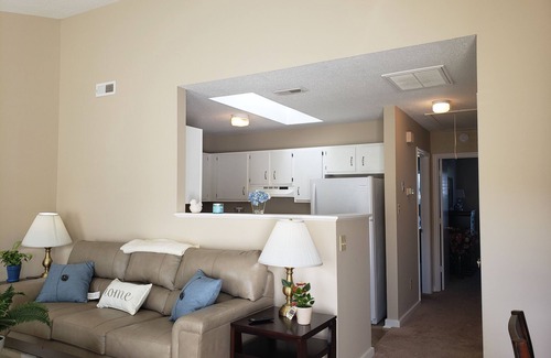 Jacksonville Apartment | Cozy and Cute apartment near Camp Lejeune (109)