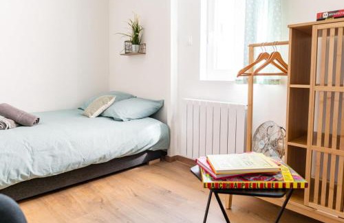 Charmettes - Bellecombe Apartment | Cozy and Elegant Studio Bellecombe District Lyon 6th