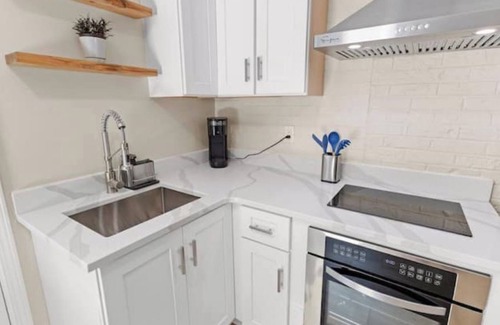 Newnan Apartment | Cozy and Homie Studio Apartment