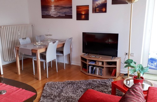 Russee - Hammer Apartment | Cozy and modern 3-room apartment with parking & balcony close to the city.