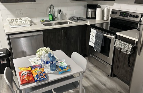 Southeast Calgary Apartment | Cozy and Private Suite - Free On-Prem Parking & PS5 Available