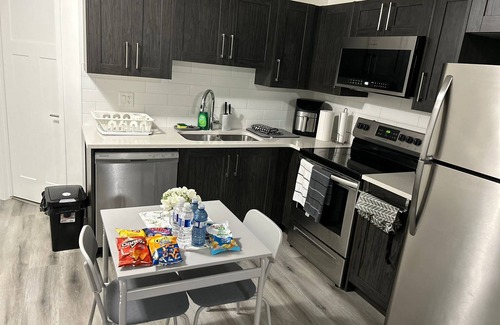 Southeast Calgary Apartment | Cozy and Private Suite - Free On-Prem Parking & PS5 Available