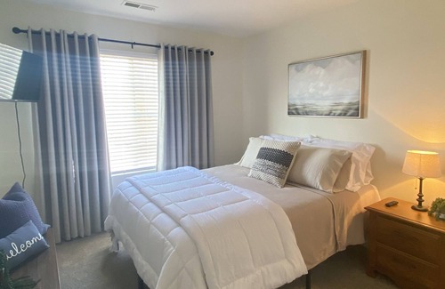 Loves Park Condo | Cozy and Professional Condo