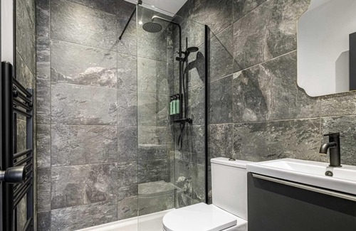 Wallsend House | Cozy and spacious double room