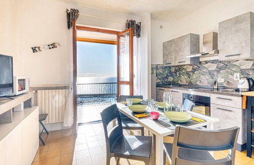 Santo Stefano al Mare Apartment | Cozy apartment in Santo Stefano al Mare