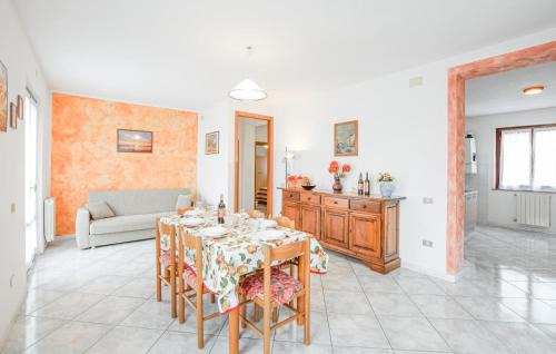 Piana Apartment | Cozy Apartment In Castiglione Del Lago
