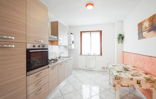 Piana Apartment | Cozy Apartment In Castiglione Del Lago